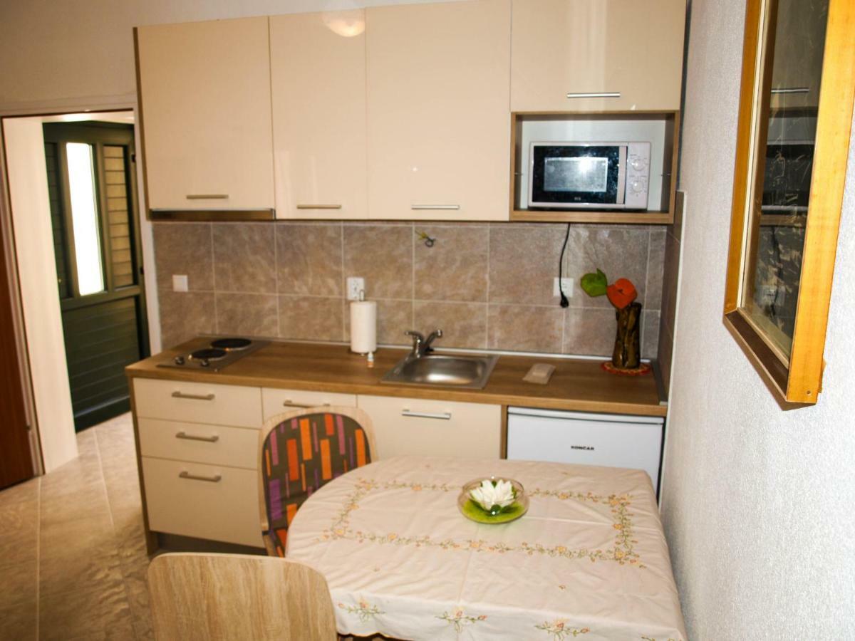 House Nataniel In Omis Near Sea Apartment Ngoại thất bức ảnh