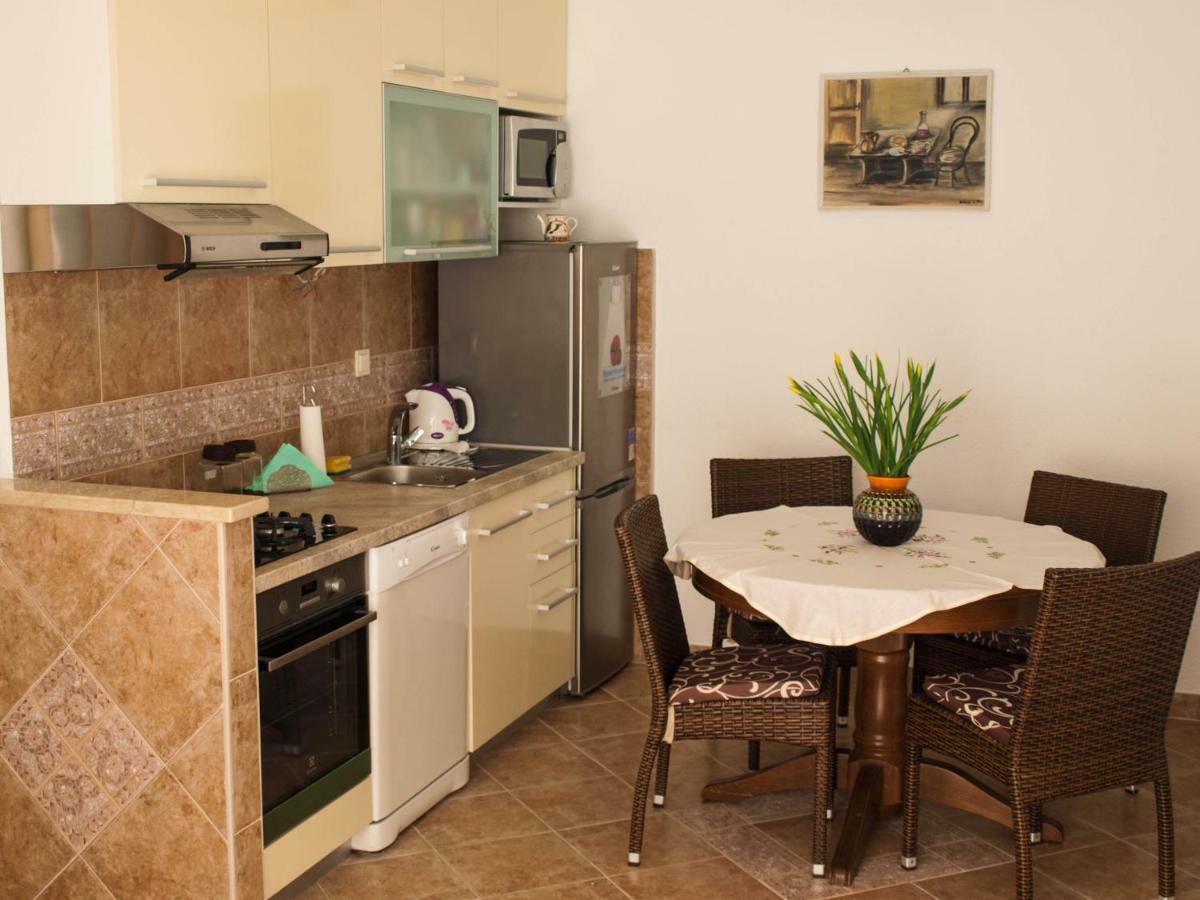 House Nataniel In Omis Near Sea Apartment Ngoại thất bức ảnh