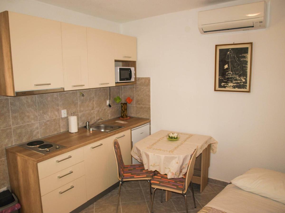 House Nataniel In Omis Near Sea Apartment Ngoại thất bức ảnh