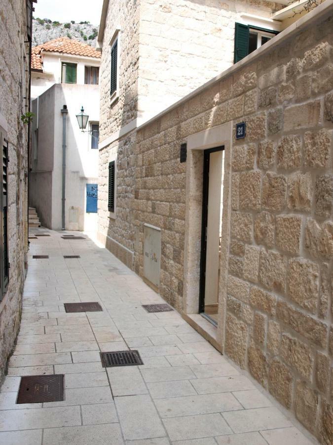 House Nataniel In Omis Near Sea Apartment Ngoại thất bức ảnh