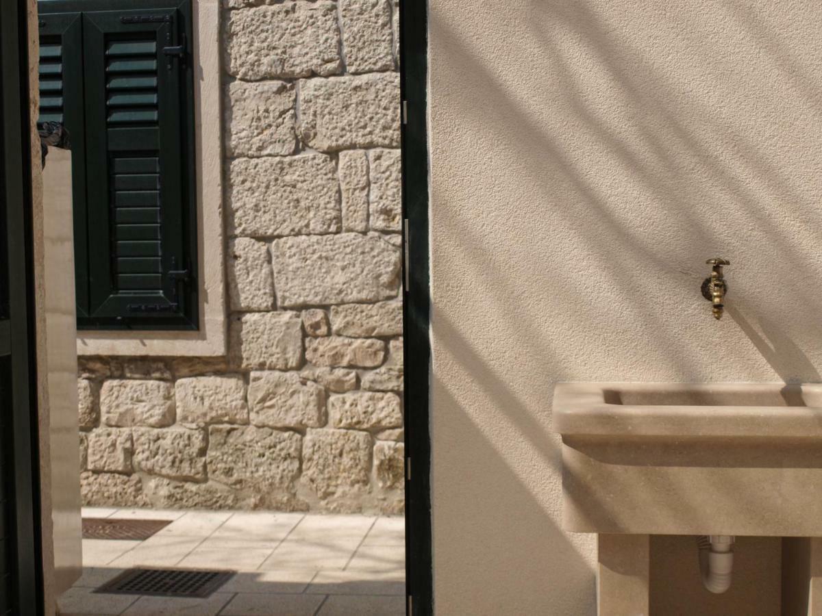 House Nataniel In Omis Near Sea Apartment Ngoại thất bức ảnh